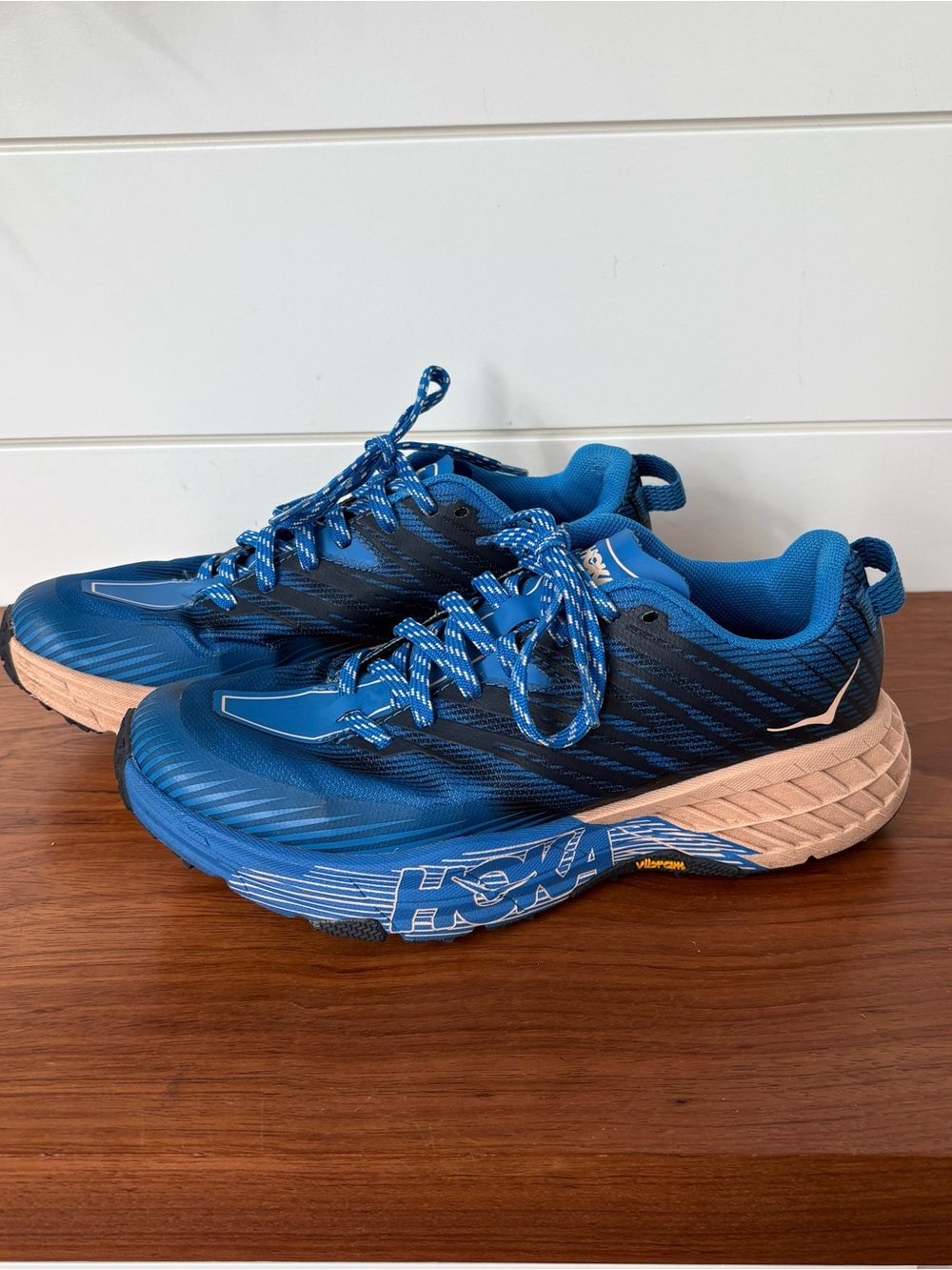 HOKA ONE ONE Speedgoat 4 Hiking Trail Running Shoes Sneakers Comfort Women’s 7